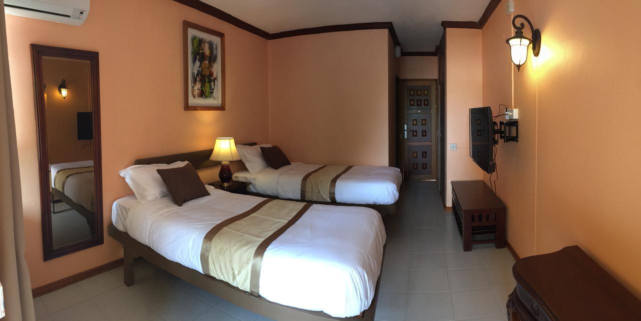 Ocean Lake Tourist Residence Гранд Байе Екстериор снимка